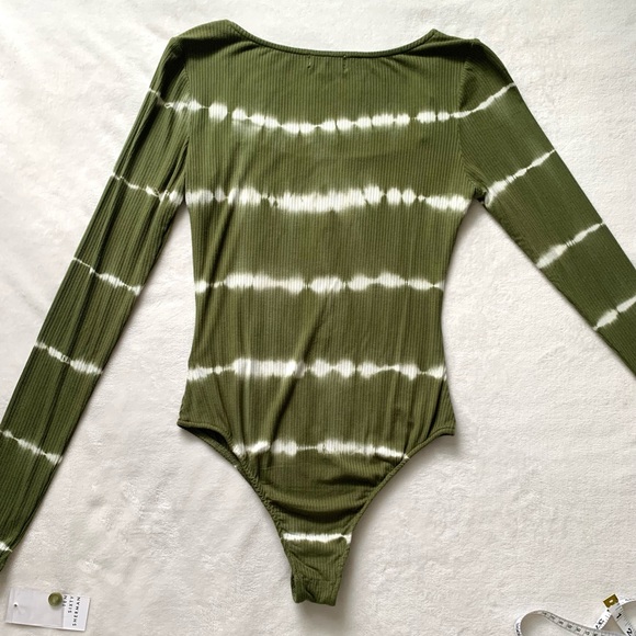 Ten Sixty Sherman Women’s Olive Green Tie Dye Square Neckline Body Suit - Picture 4 of 16
